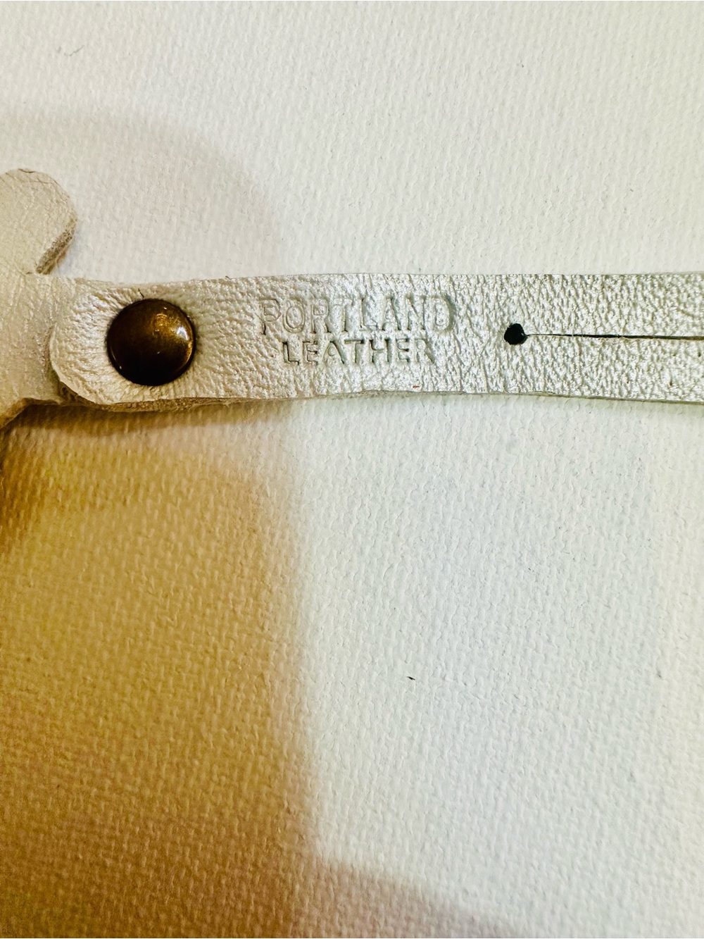 NWT Portland Leather Goods Cockatiel Leather Bag Charm Purse Tassel - Picture 2 of 3
